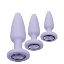Набор анальных пробок со стразами CalExotics First Time Crystal Booty, сиреневые. Нет в наличии Набор анальных пробок со стразами CalExotics First Time Crystal Booty, сиреневые