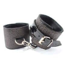 Наручники из натуральной кожи с тиснением 51027ars. Нет в наличии Наручники из натуральной кожи с тиснением 51027ars