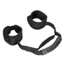 Наручники Shots Media Ouch! V&V Adjustable с ручкой, черные. Нет в наличии Наручники Shots Media Ouch! V&V Adjustable с ручкой, черные