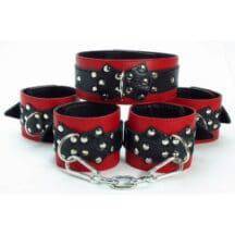 Набор БДСМ фиксаторов из кожи, черно-красный Набор БДСМ фиксаторов из кожи, черно-красный