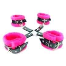Фиксатор запястий к лодыжкам BDSM Арсенал с мехом, розовый Фиксатор запястий к лодыжкам BDSM Арсенал с мехом, розовый