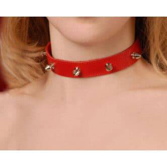 Ошейник с шипами узкий красный
